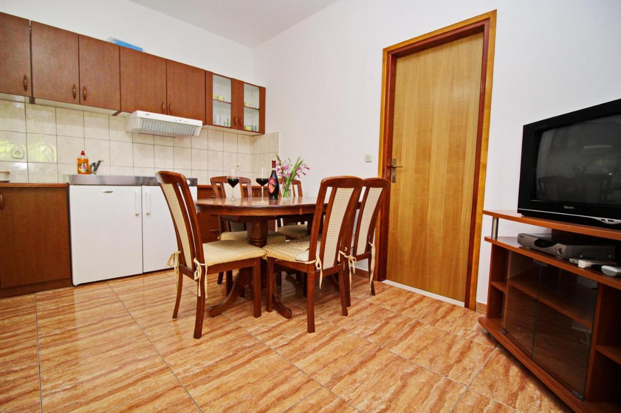 Apartments Veselka, Lumbarda Exterior foto